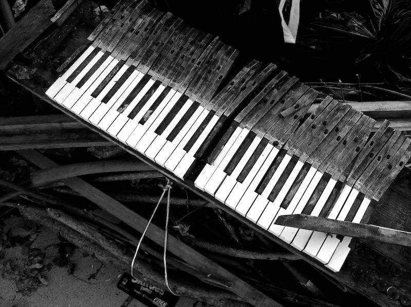 Piano Debris